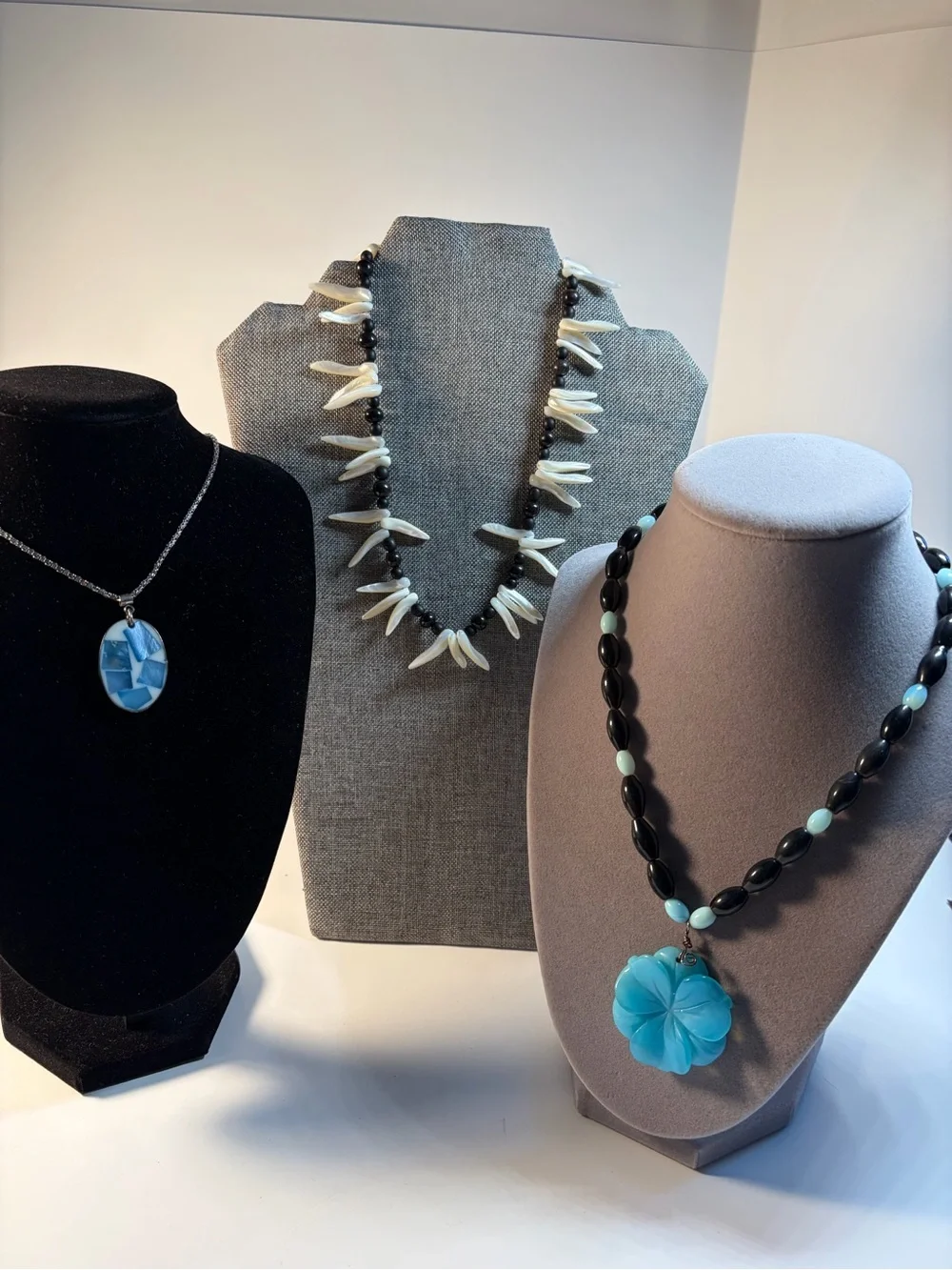 Handmade Blue Flower Pendant Necklace - Women Jewelry